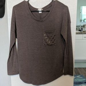 Long sleeve t-shirt